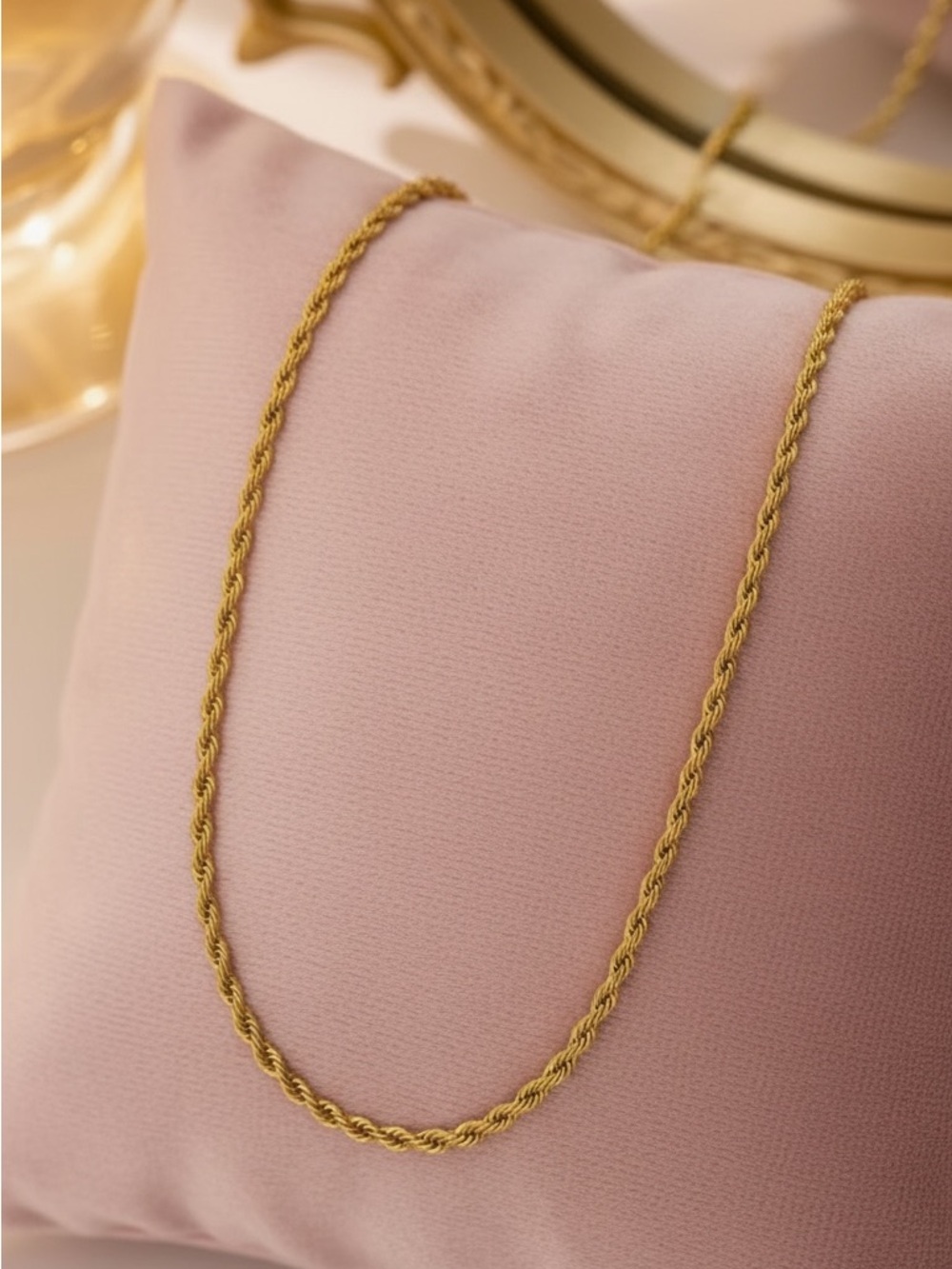 Classic 18k Gold Plated Twisted Rope Chain Necklace for Women.